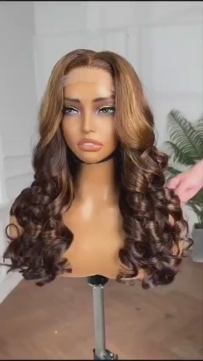 Luxe Bob Wig™ – 18″ 4×4